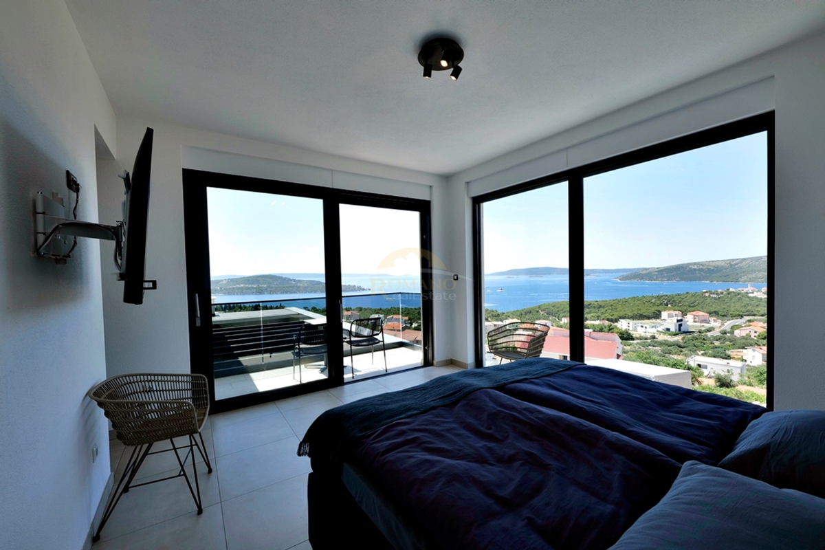 Ekskluzivna vila v Segetu Gornjem v mirnem in tihom okolju s čudovitim panoramskim razgledom